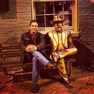 Meet your Posher, Stuart